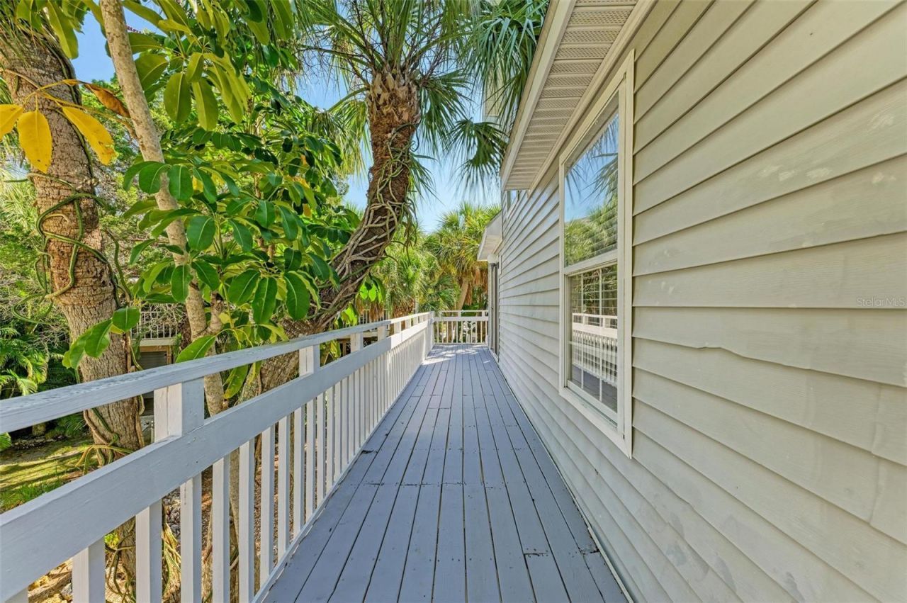 6311 Gulf Drive , Holmes Beach, FL 34217 Photo