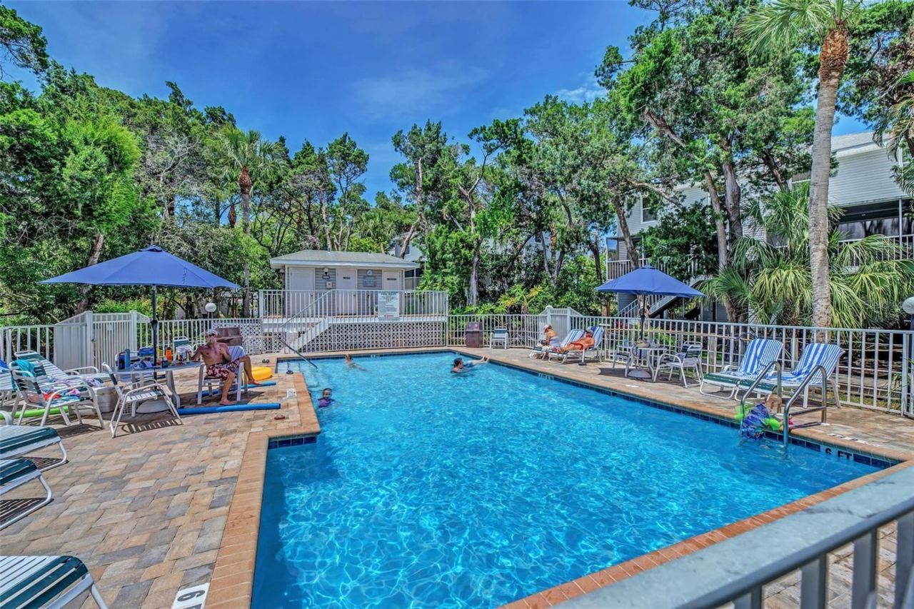 6311 Gulf Drive , Holmes Beach, FL 34217 Photo