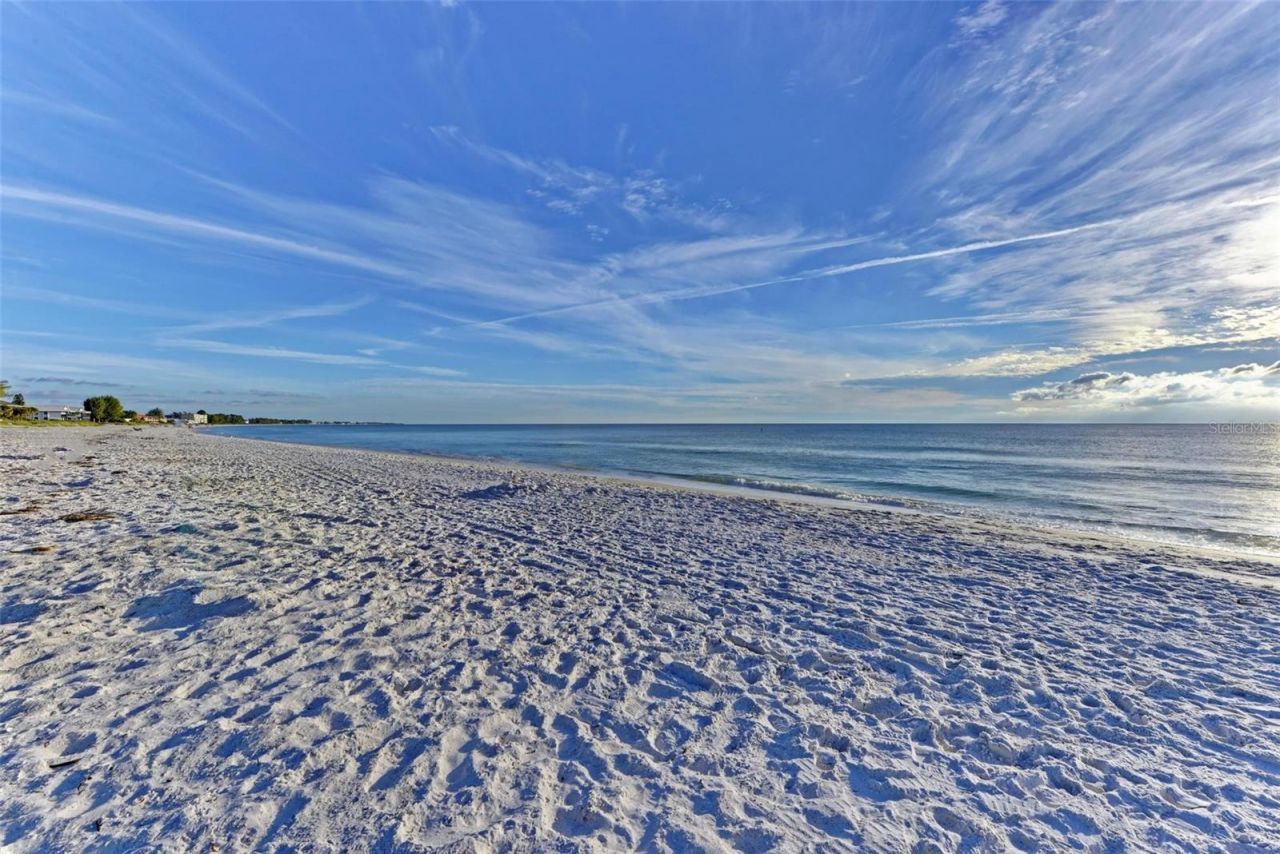 6311 Gulf Drive , Holmes Beach, FL 34217 Photo