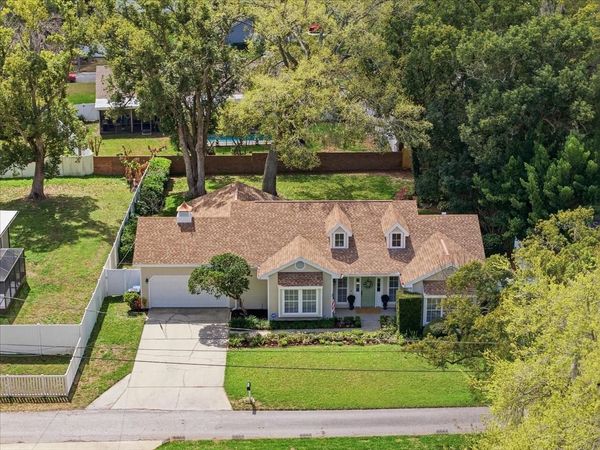 2004 RUSSELL DRIVE , TAMPA, FL 33618