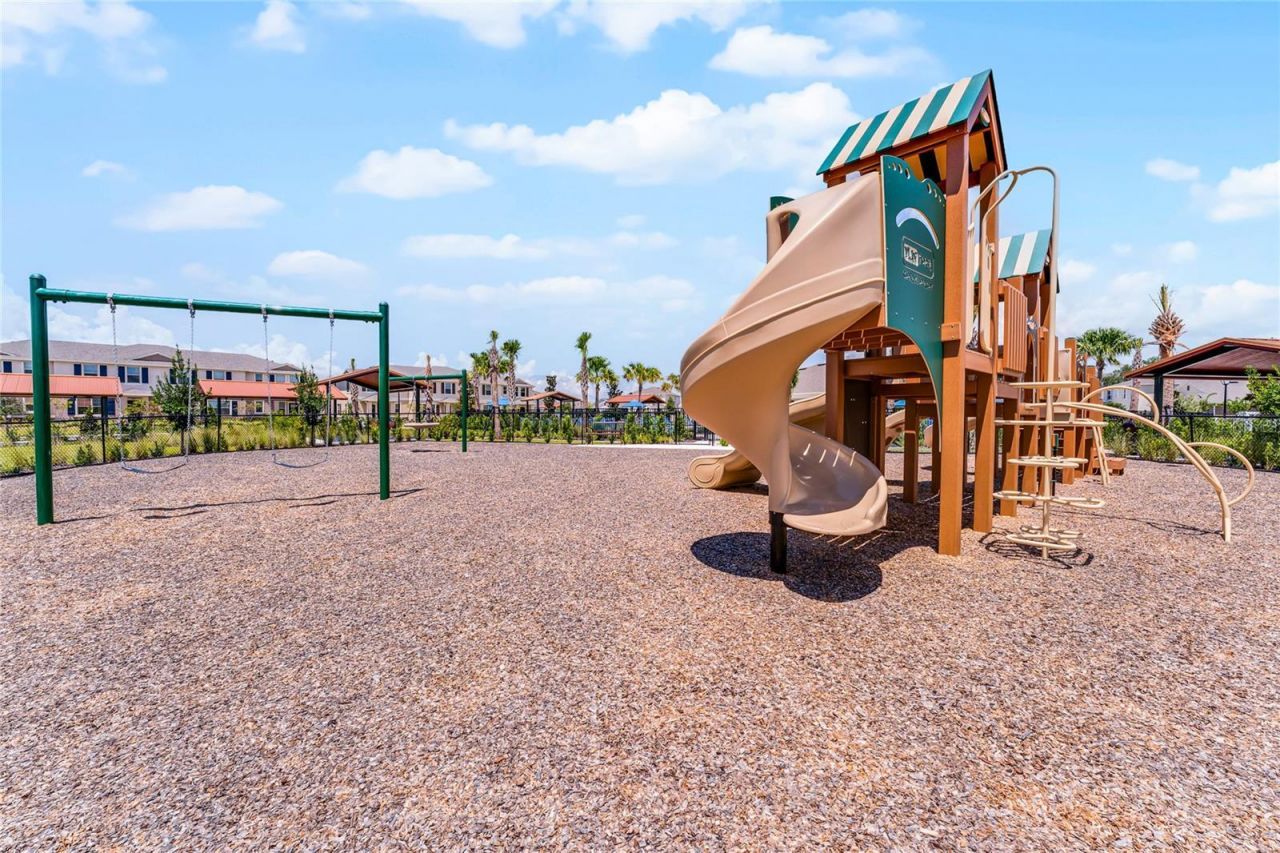 2074 Walnut Creek Drive , Kissimmee, FL 34744 Photo