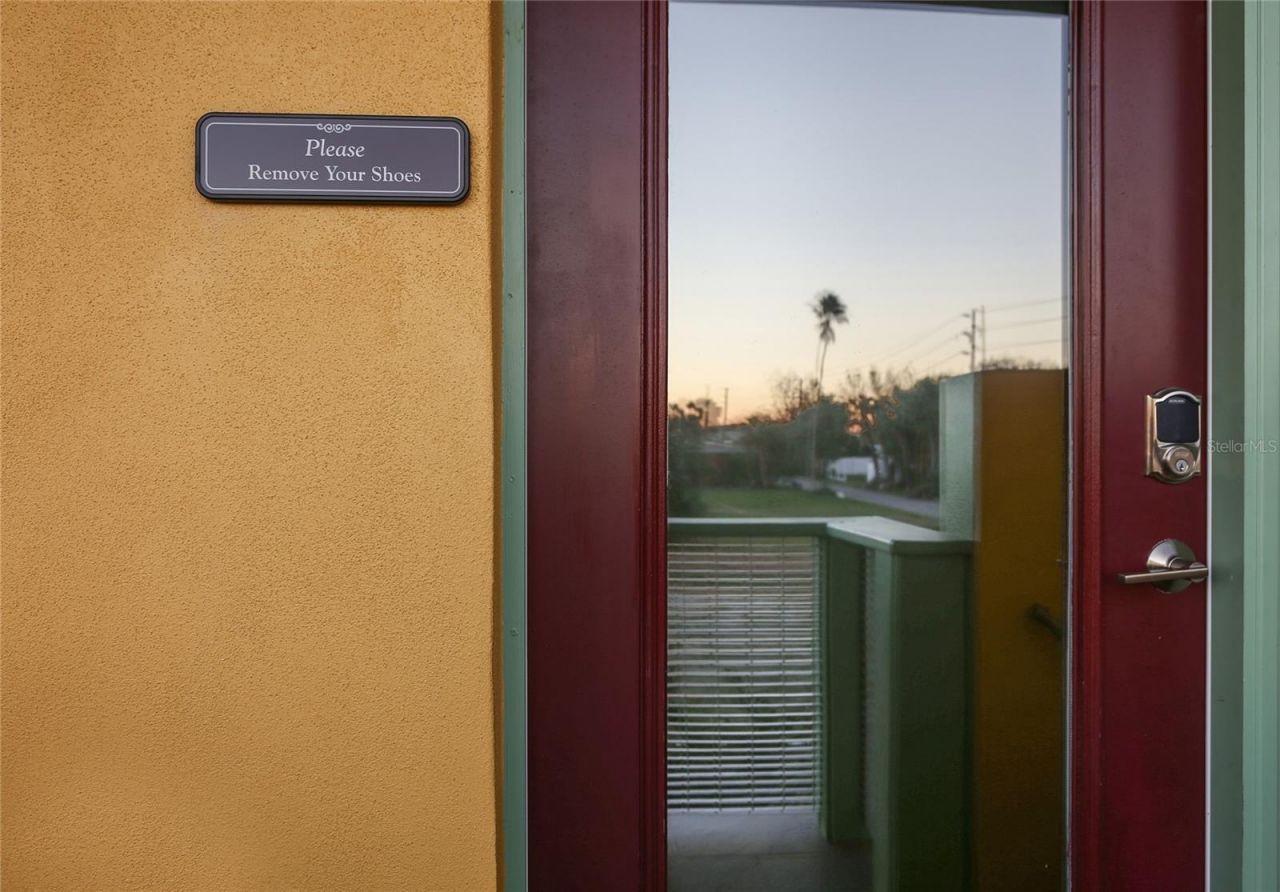 472 N Causeway, New Smyrna Beach, FL 32169 Photo