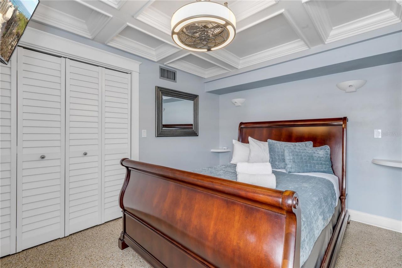 472 N Causeway, New Smyrna Beach, FL 32169 Photo