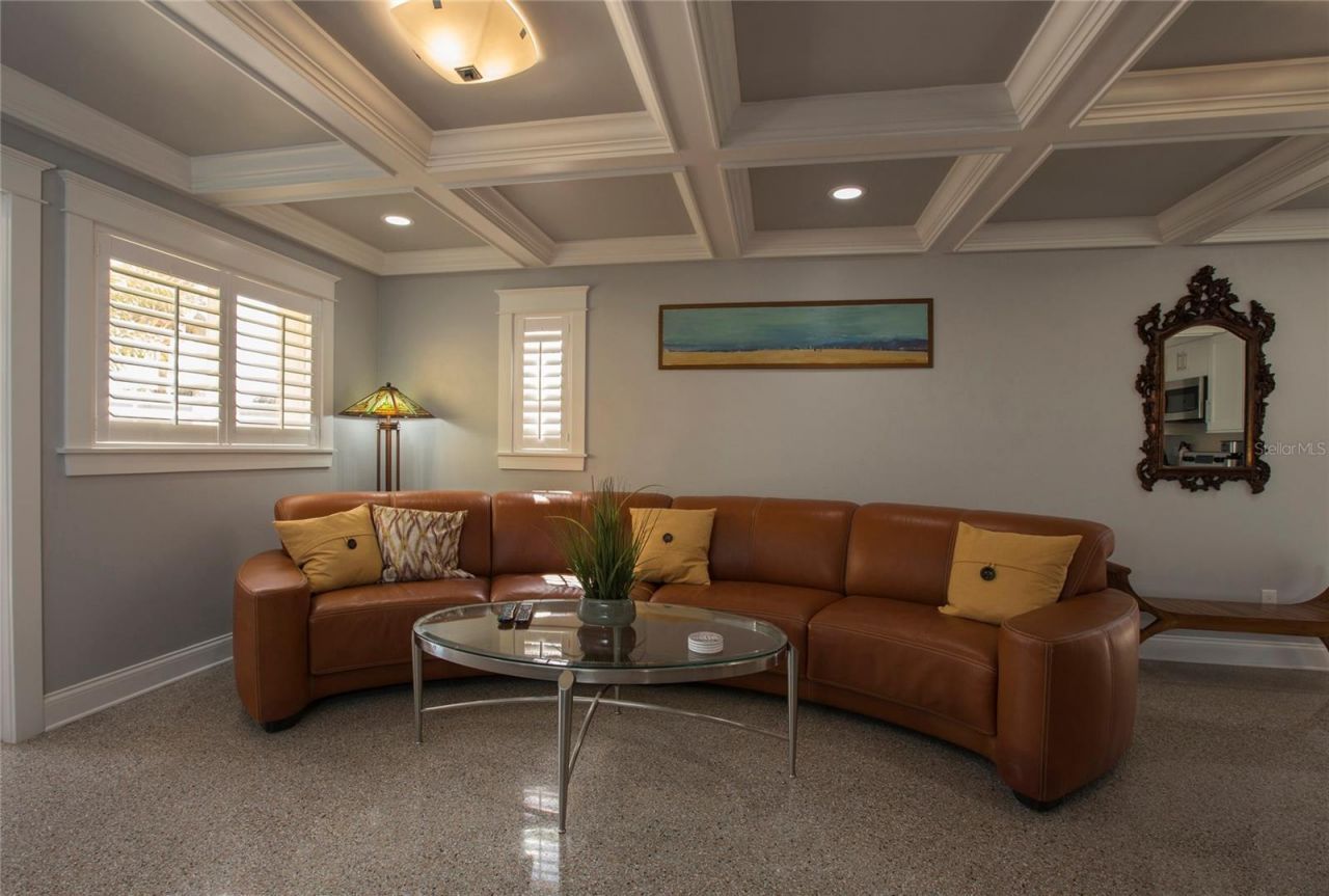 472 N Causeway, New Smyrna Beach, FL 32169 Photo