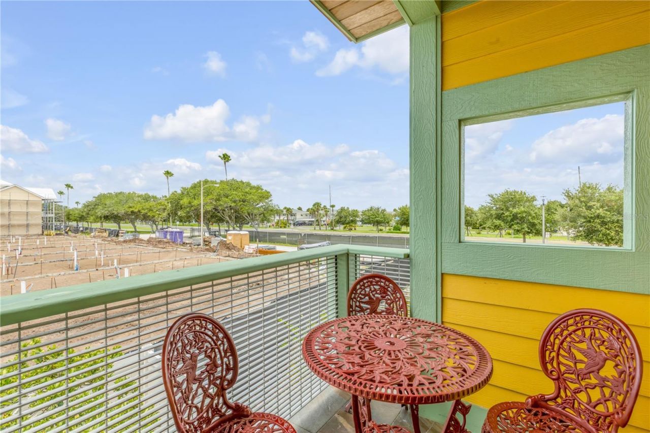 472 N Causeway, New Smyrna Beach, FL 32169 Photo