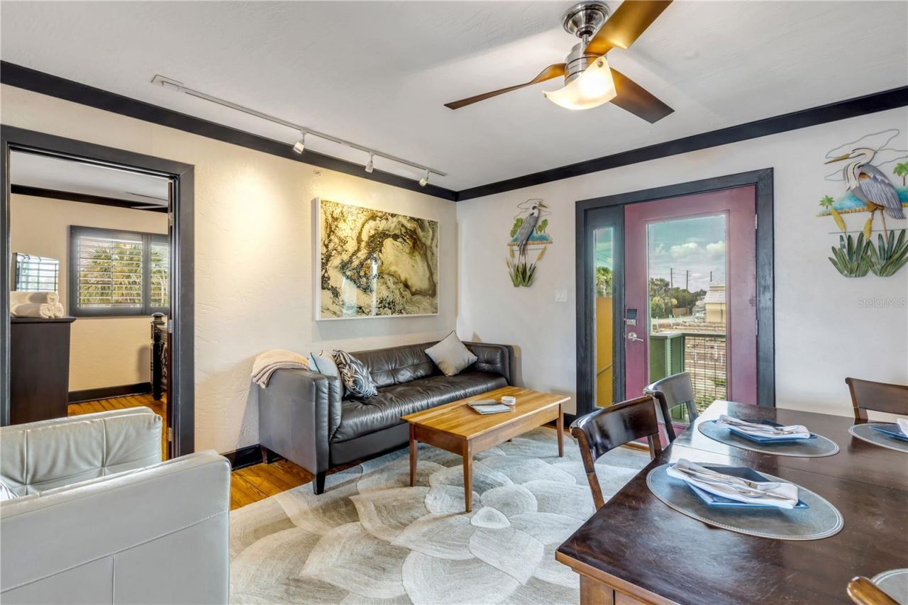 472 N Causeway, New Smyrna Beach, FL 32169 Photo
