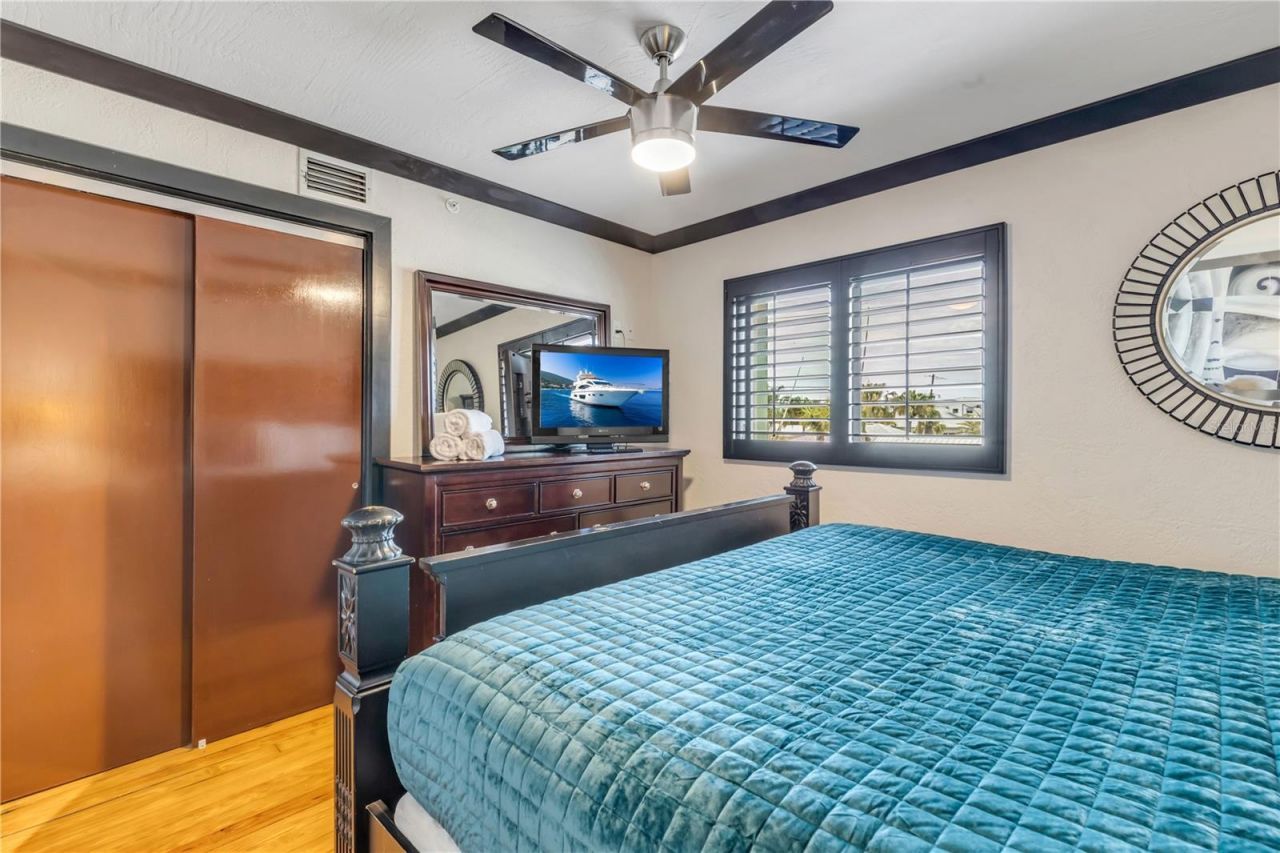 472 N Causeway, New Smyrna Beach, FL 32169 Photo