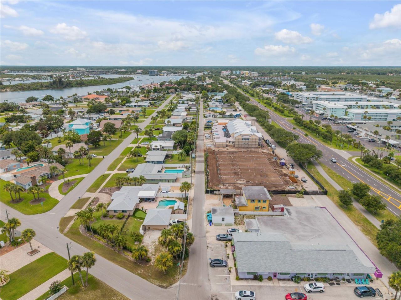 472 N Causeway, New Smyrna Beach, FL 32169 Photo