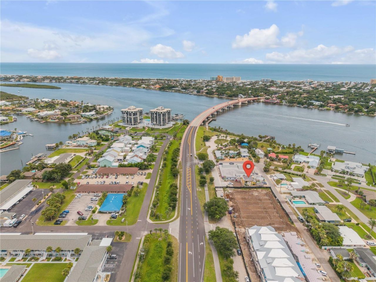 472 N Causeway, New Smyrna Beach, FL 32169 Photo