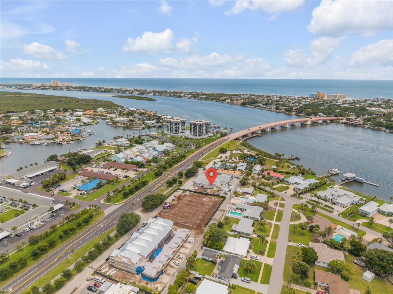 472 N Causeway, New Smyrna Beach, FL 32169 Photo