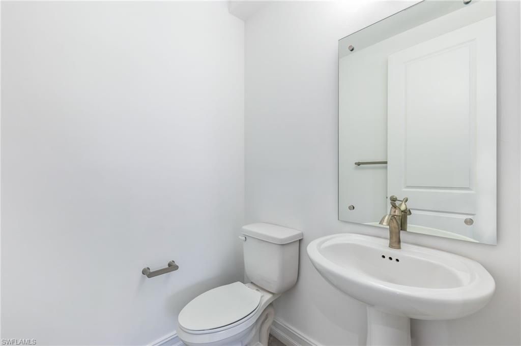 7574 Rockefeller Dr , Naples, FL 34119 Photo