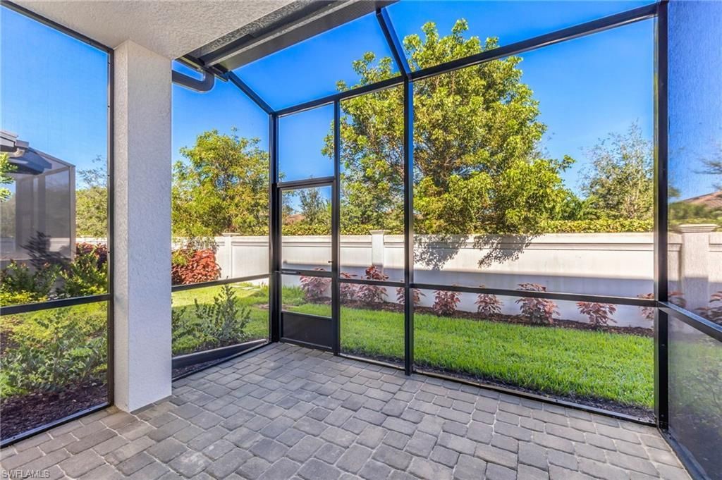 7574 Rockefeller Dr , Naples, FL 34119 Photo