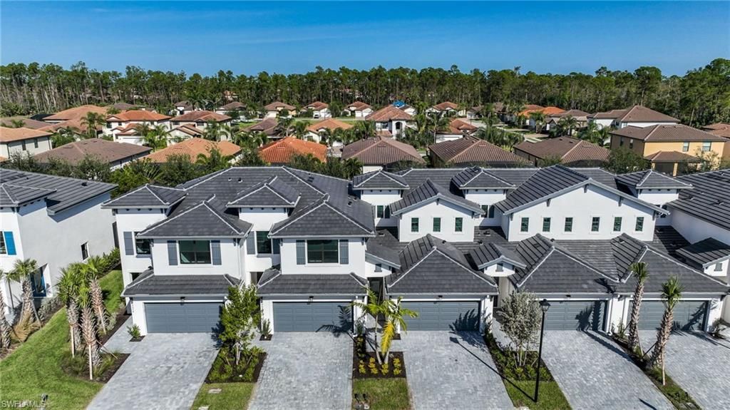 7574 Rockefeller Dr , Naples, FL 34119 Photo