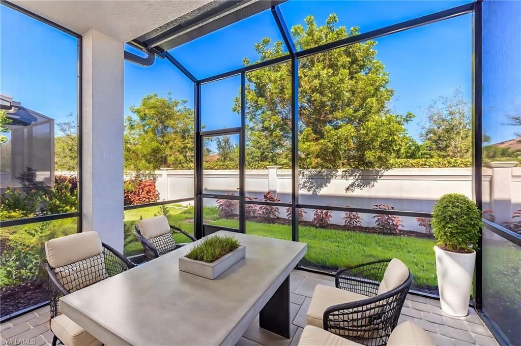 7574 Rockefeller Dr , Naples, FL 34119 Photo