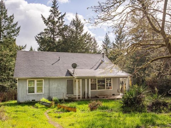 9897 Dyerville Loop Rd, Myers Flat, CA 95554