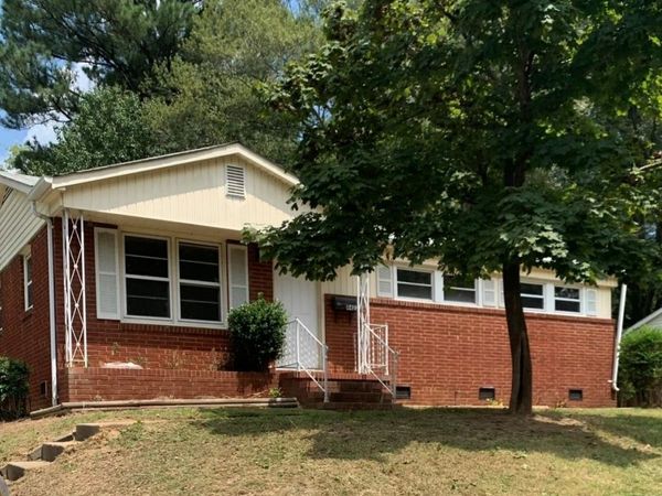 4422 Brooktree Drive, Charlotte, NC 28208