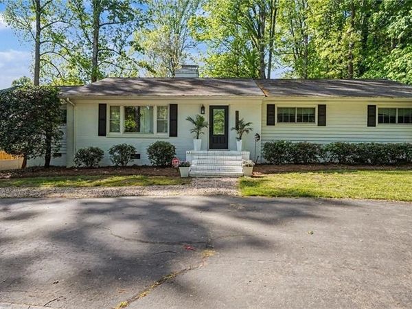 5505 E Rockingham Road, Greensboro, NC 27407