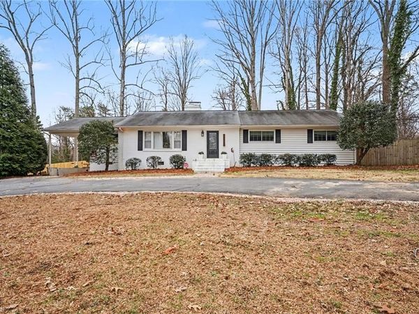 5505 E Rockingham Road, Greensboro, NC 27407