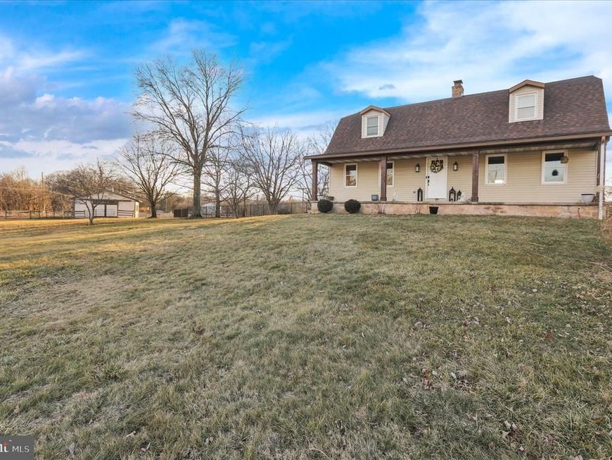 303 Gates Road, Hershey, PA 17033 Main Photo