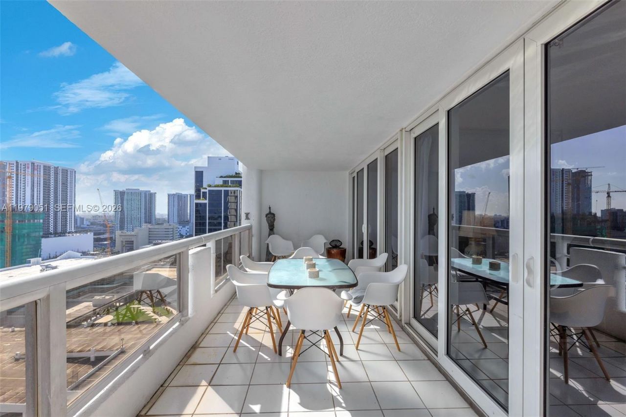 1717 N Bayshore Dr, Unit A-2654, Miami, FL 33132 Photo