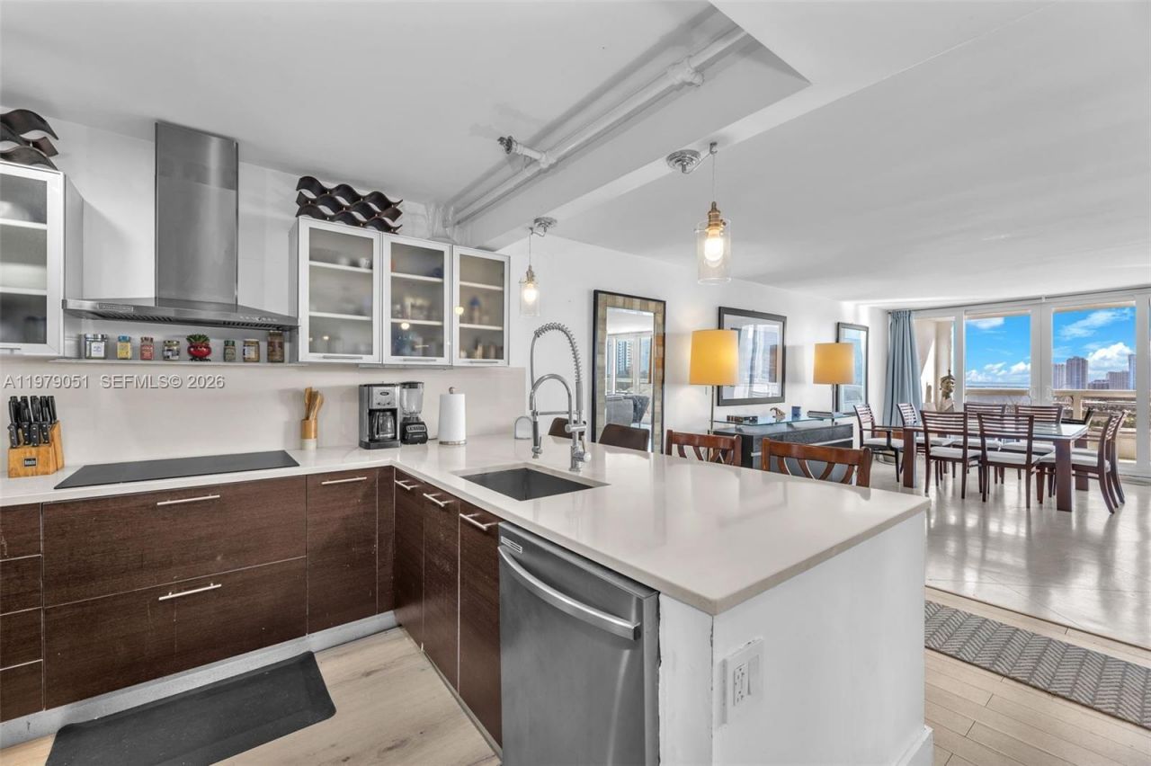 1717 N Bayshore Dr, Unit A-2654, Miami, FL 33132 Photo