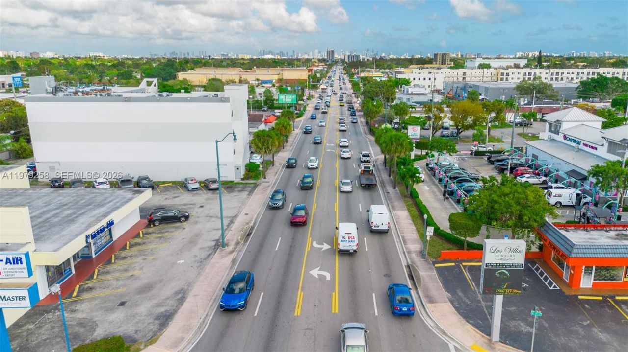 7159 SW 8 St , Miami, FL 33144 Photo