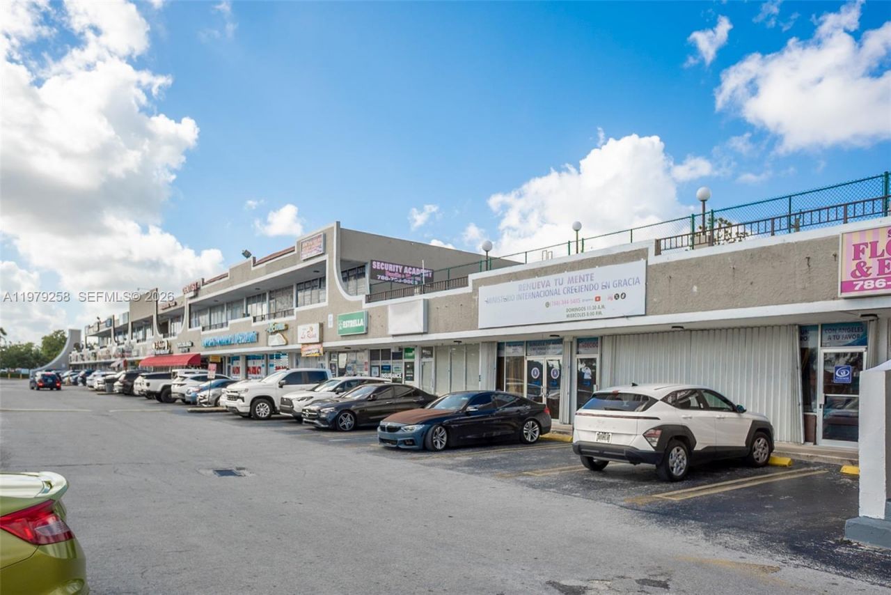 7159 SW 8 St , Miami, FL 33144 Photo