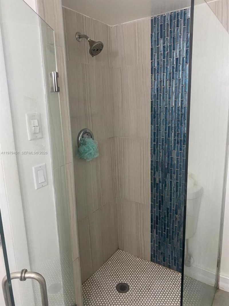 6010 S Falls Cir Dr , Unit 222, Lauderhill, FL 33319 Photo