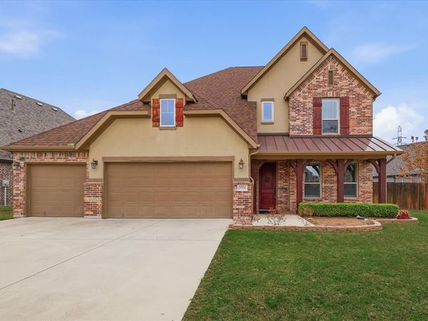 15524 Pioneer Bluff Trail, Fort Worth, TX 76262