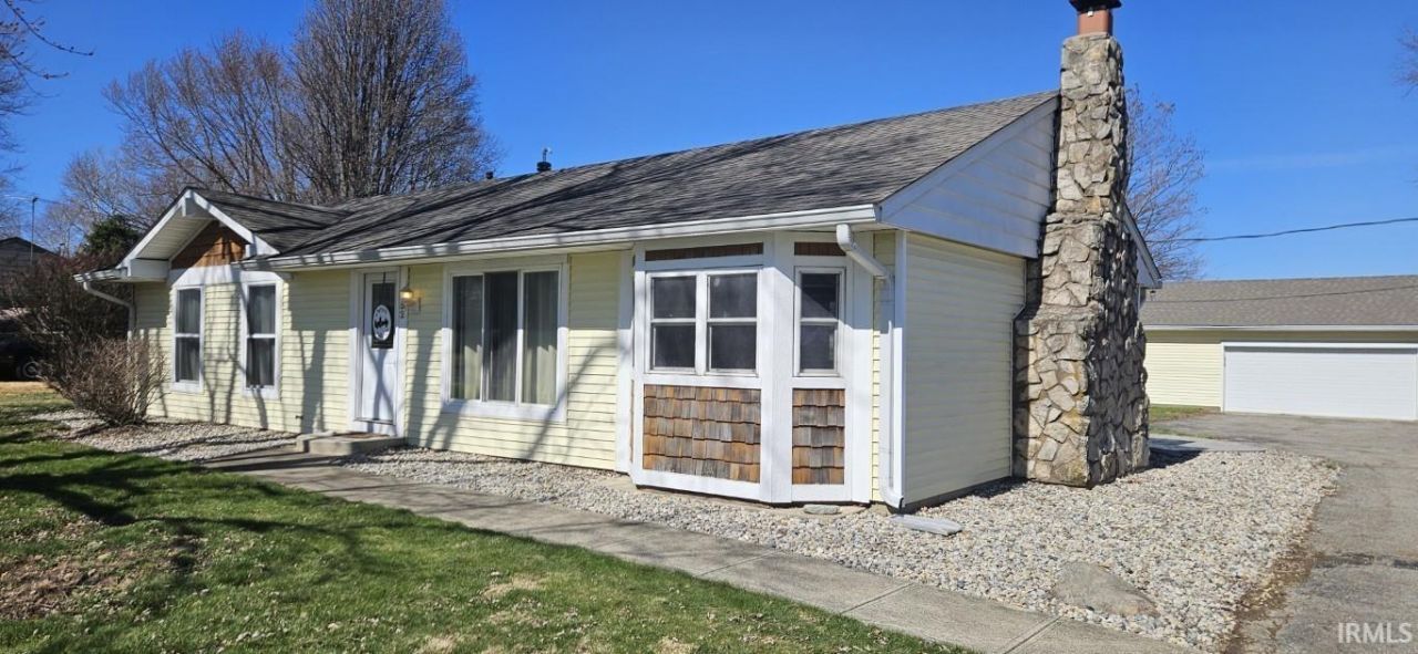 852 E 400, Greenfield, IN 46140 Main Photo