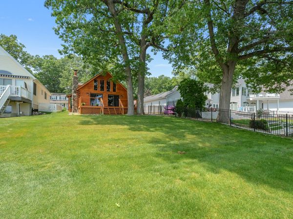 9715 Woodlawn Drive, Portage, MI 49002