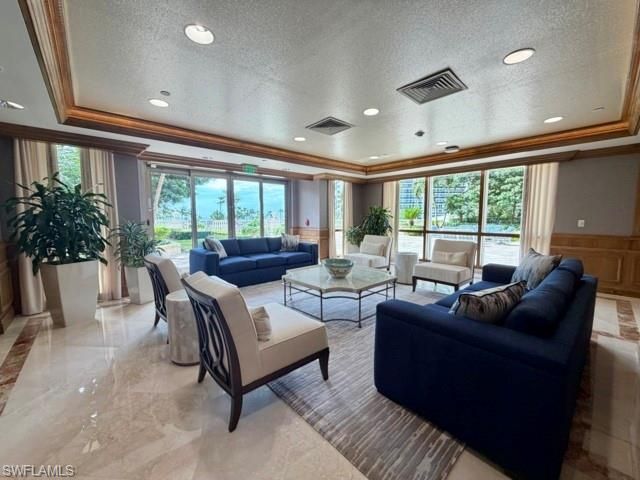 4021 Gulf Shore Blvd N, Unit 202, Naples, FL 34103 Photo