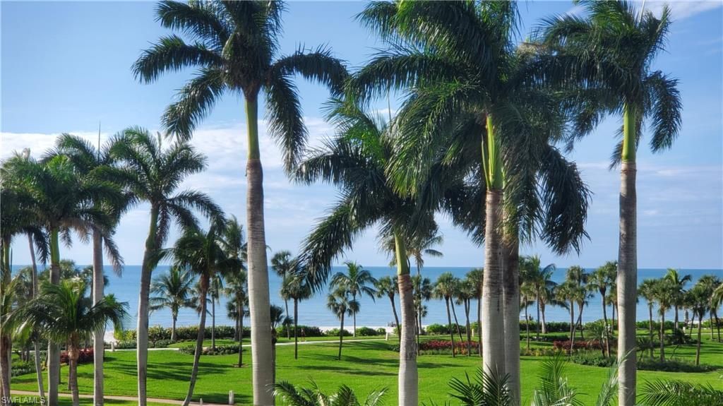 4021 Gulf Shore Blvd N, Unit 202, Naples, FL 34103 Photo