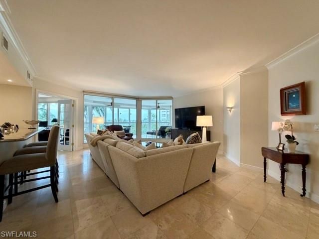 4021 Gulf Shore Blvd N, Unit 202, Naples, FL 34103 Photo