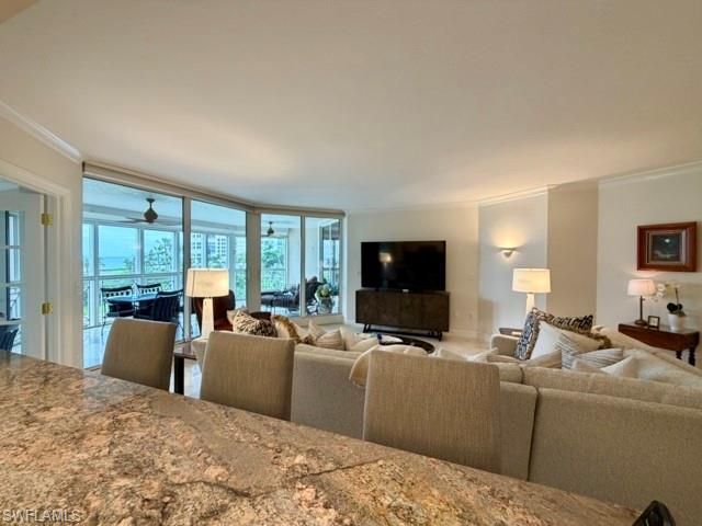 4021 Gulf Shore Blvd N, Unit 202, Naples, FL 34103 Photo