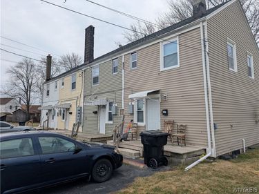 37 Lardner Court, Unit 31, Tonawanda, NY 14150