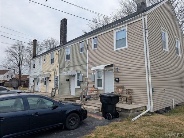 37 Lardner Court, Unit 31, Tonawanda, NY 14150