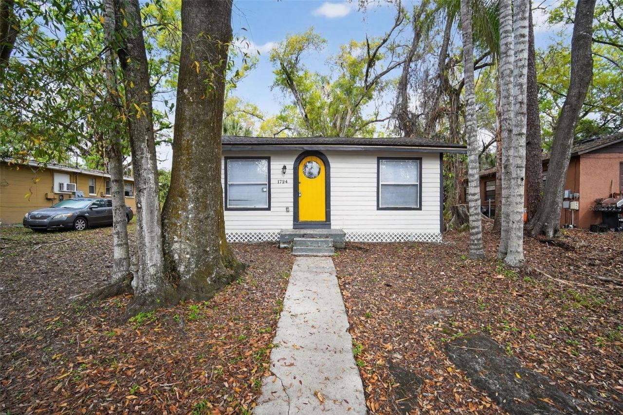 1724 E Mulberry Drive, Tampa, FL 33604 Main Photo