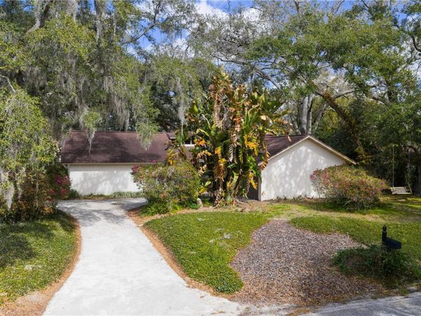 2506 BORDEAUX WAY , LUTZ, FL 33559