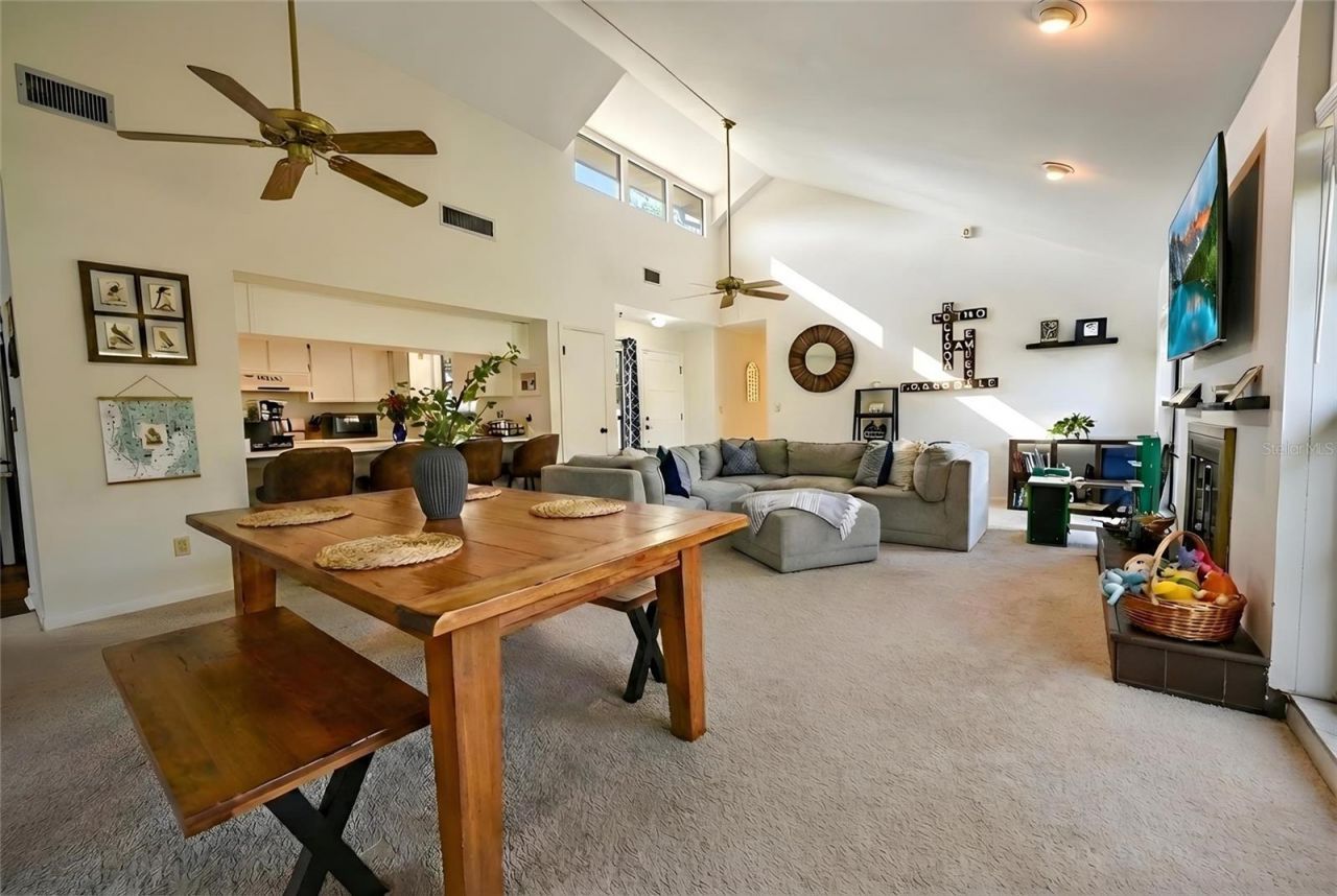 2506 Bordeaux Way, Lutz, FL 33559 Photo