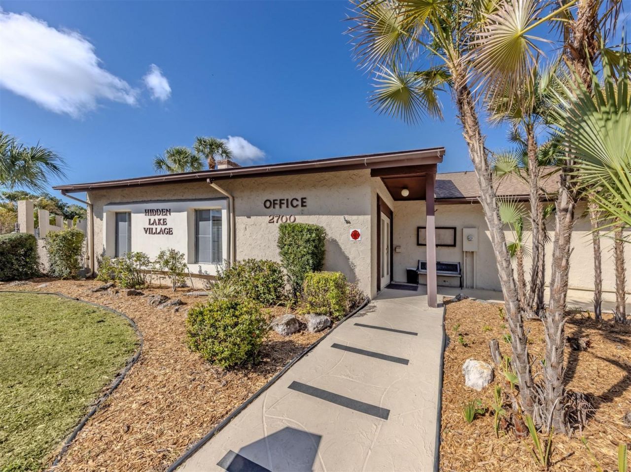 2616 Hidden Lake Drive N, Unit A, Sarasota, FL 34237 Photo