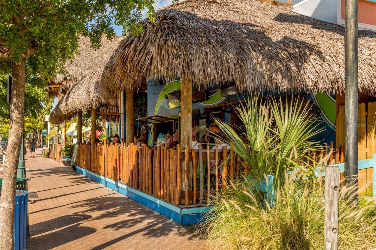 2616 Hidden Lake Drive N, Unit A, Sarasota, FL 34237 Photo