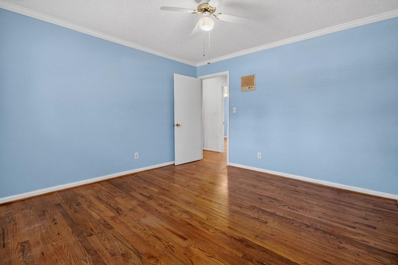 1030 State Street Photo 22