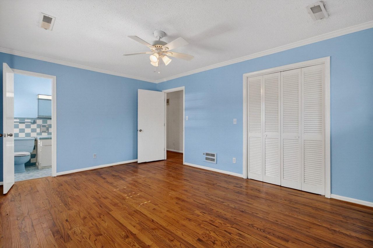 1030 State Street Photo 25