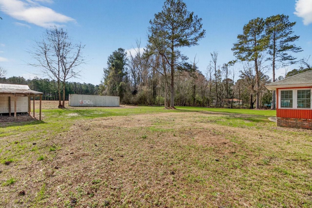 1030 State Street Photo 40