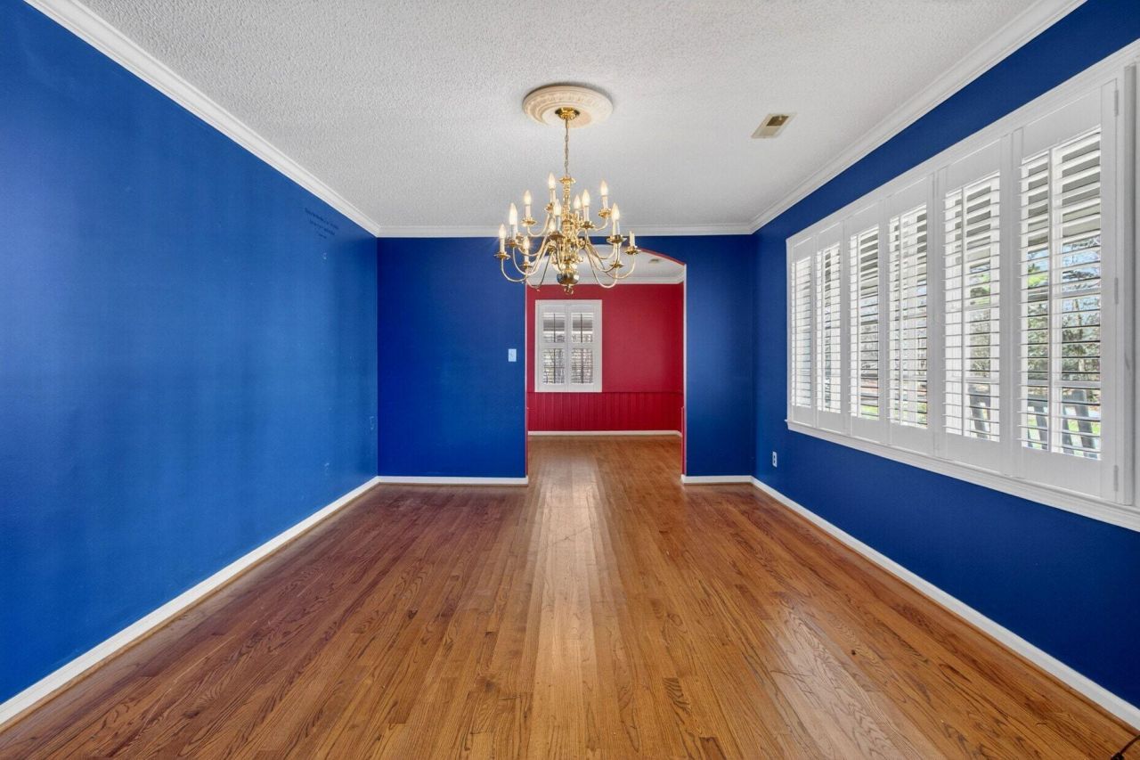 1030 State Street Photo 5