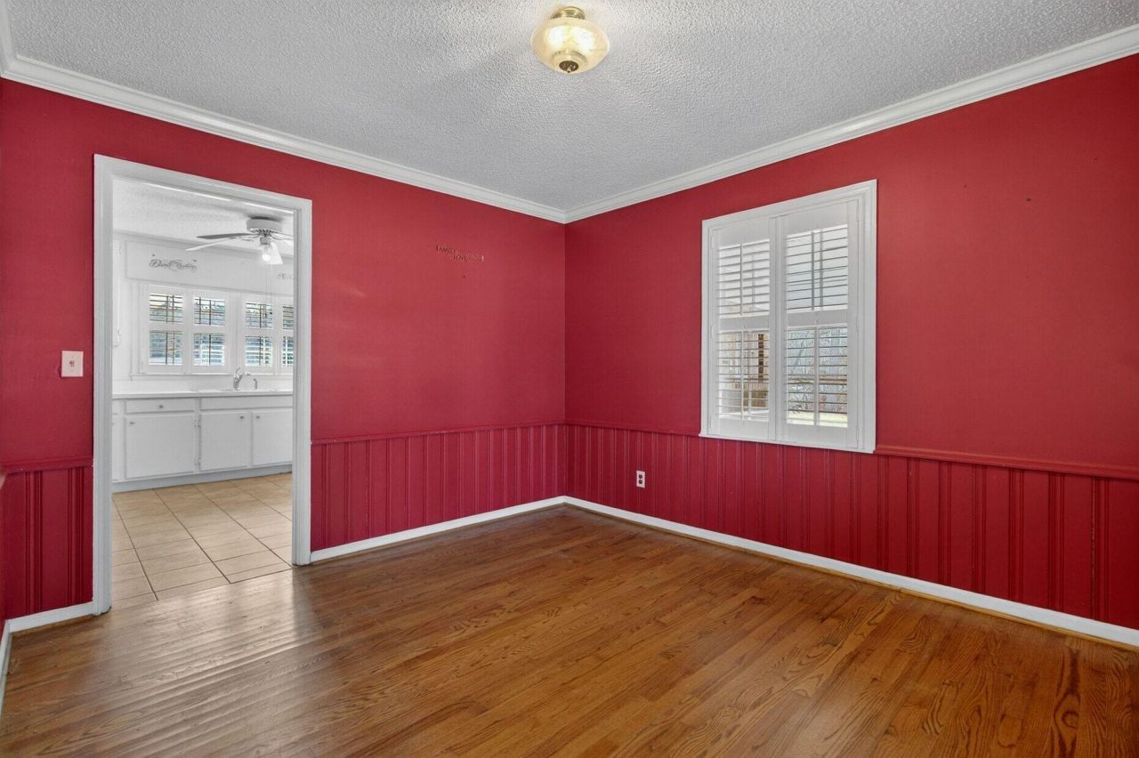 1030 State Street Photo 7