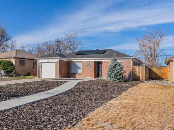 2885 Oneida Street, Denver, CO 80207