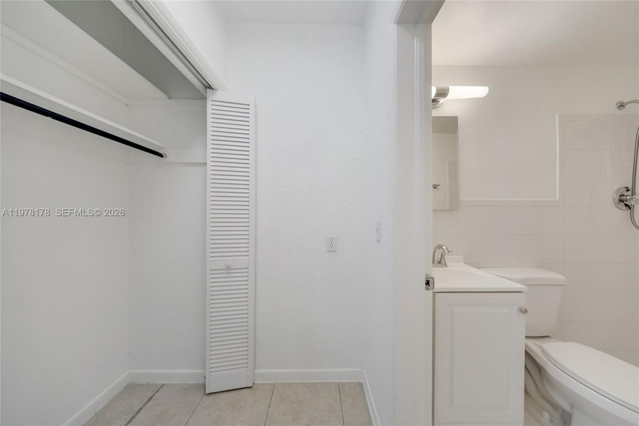 34 Bal Bay Dr, Unit 4, Bal Harbour, FL 33154 Photo