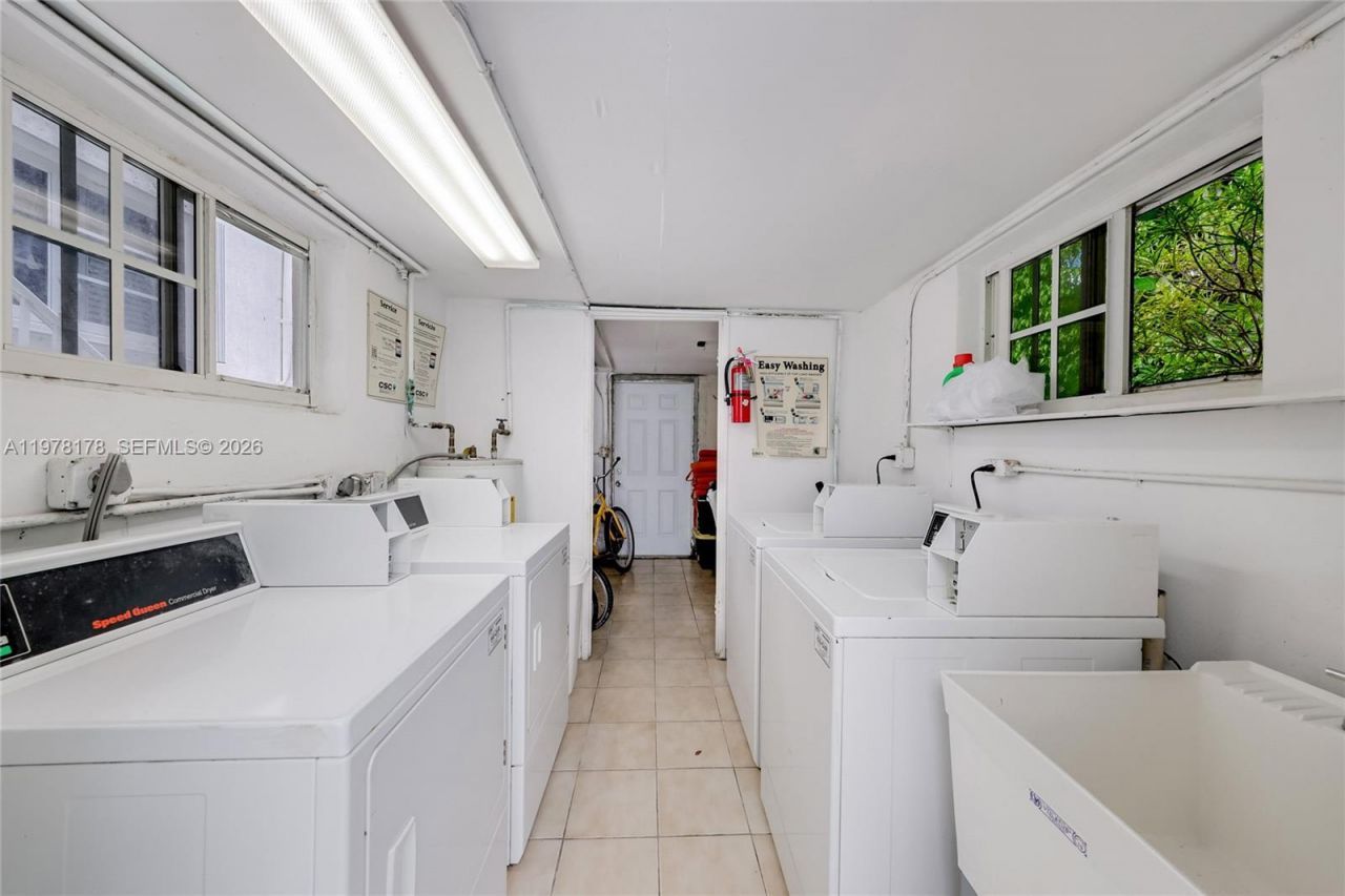 34 Bal Bay Dr, Unit 4, Bal Harbour, FL 33154 Photo